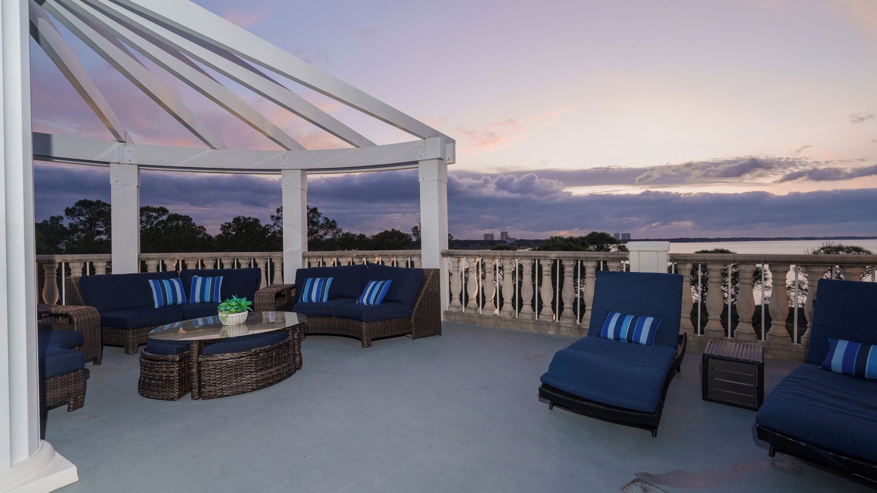 Photo of Patio Balcony in Baytowne Wharf