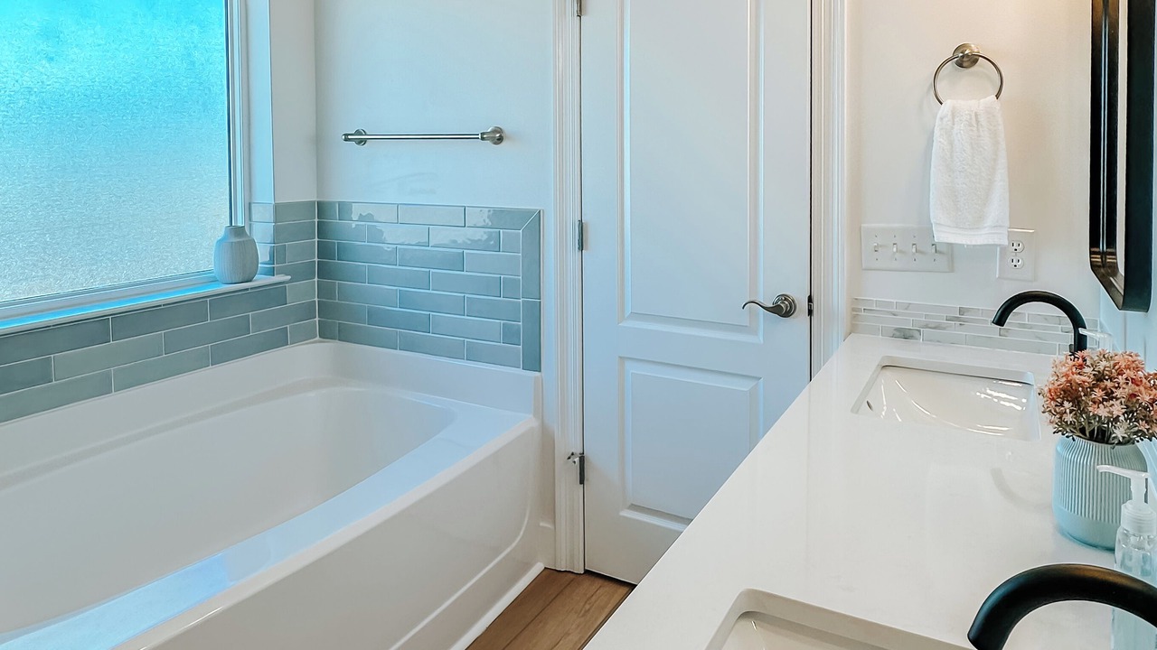 Photo of Bathroom in Laguna Beach Estates