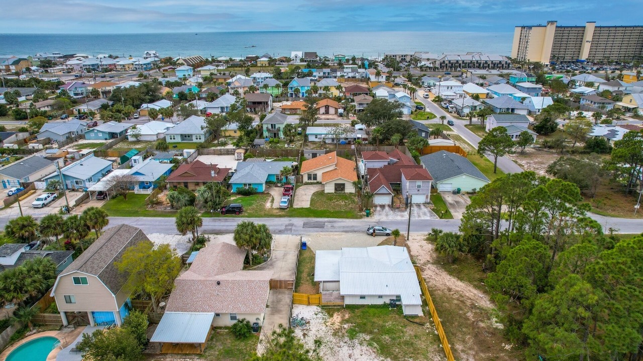 Photo of Outdoor in Biltmore Beach