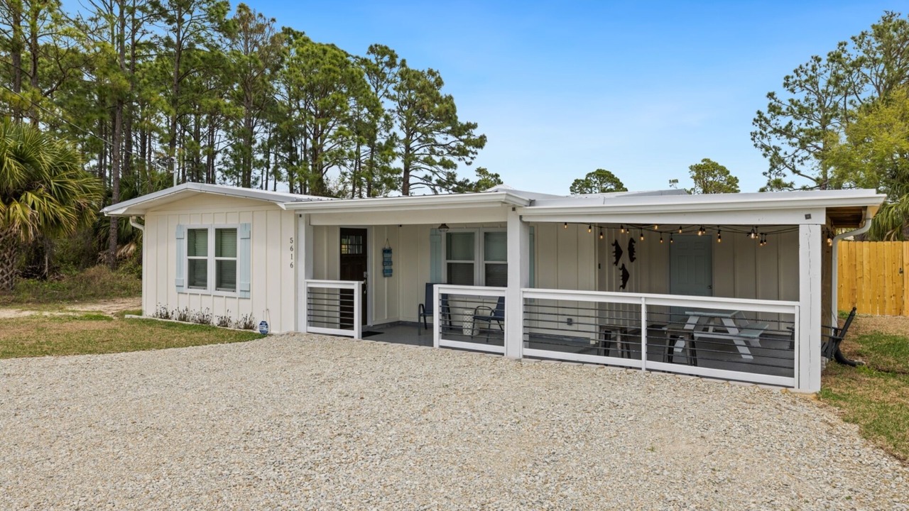 Photo of Outdoor in Biltmore Beach