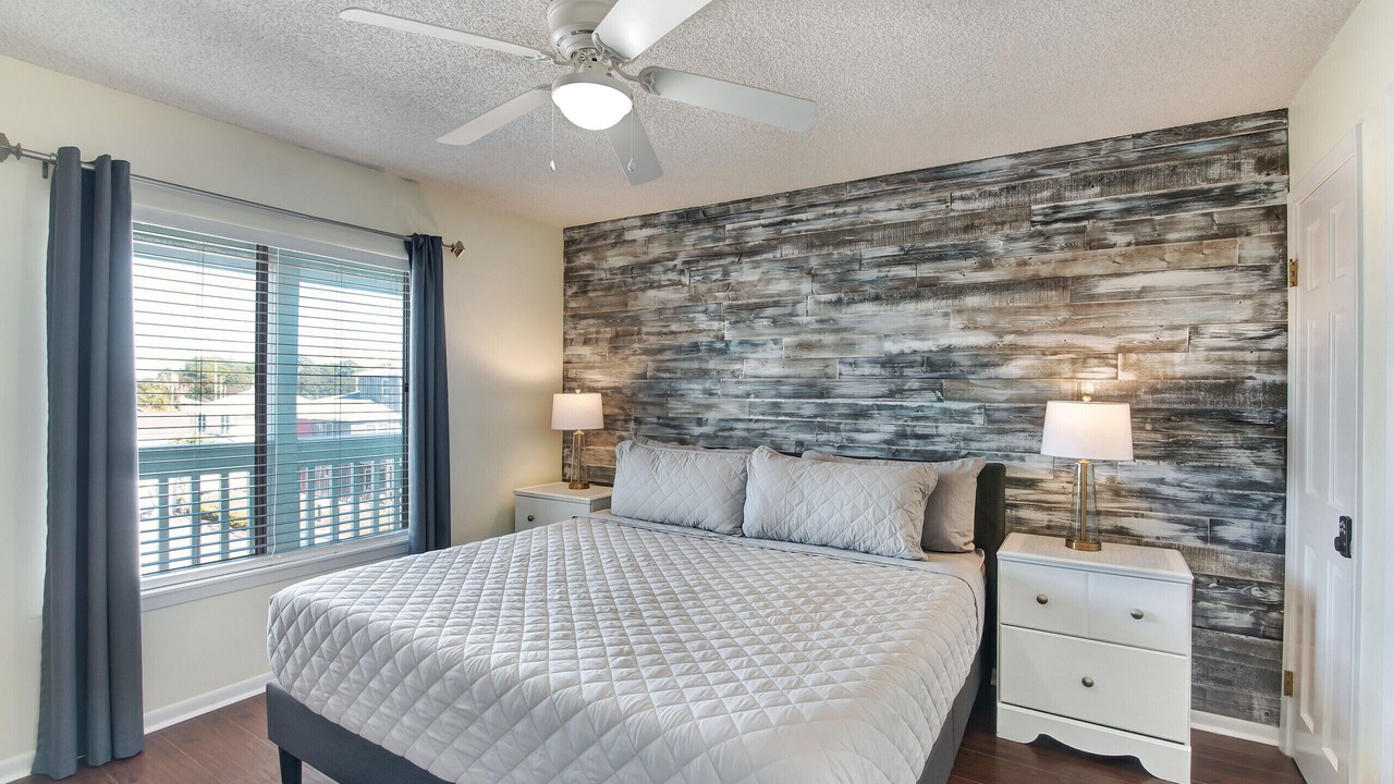 Photo of Bedroom in Laguna Beach