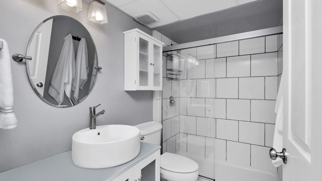 Photo of Bathroom in Navarre Beach