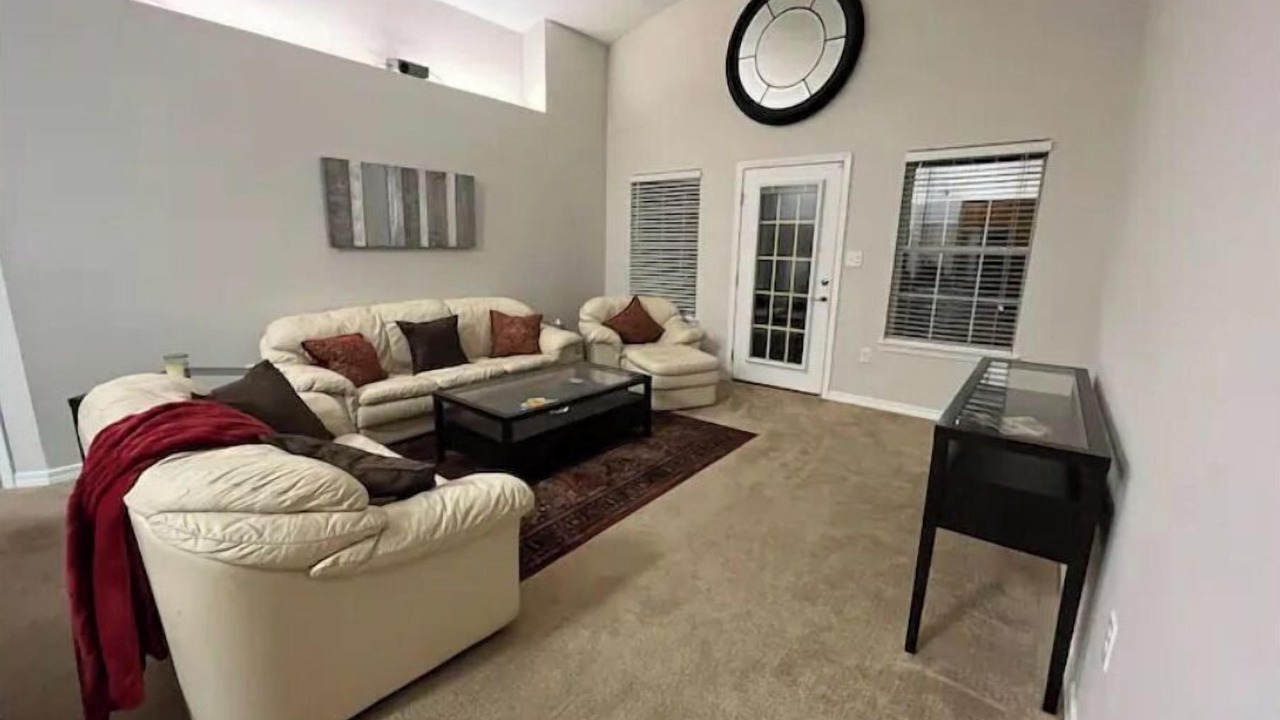 Photo of Livingroom in Mary Esther