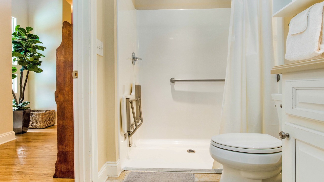 Photo of Bathroom in East Hill