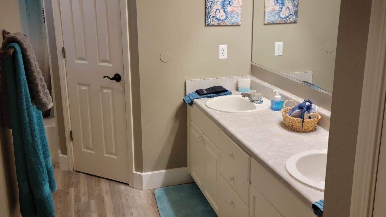 Photo of Bathroom in Navarre
