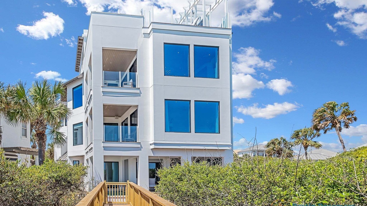 Photo of Outdoor in Seawalk Circle
