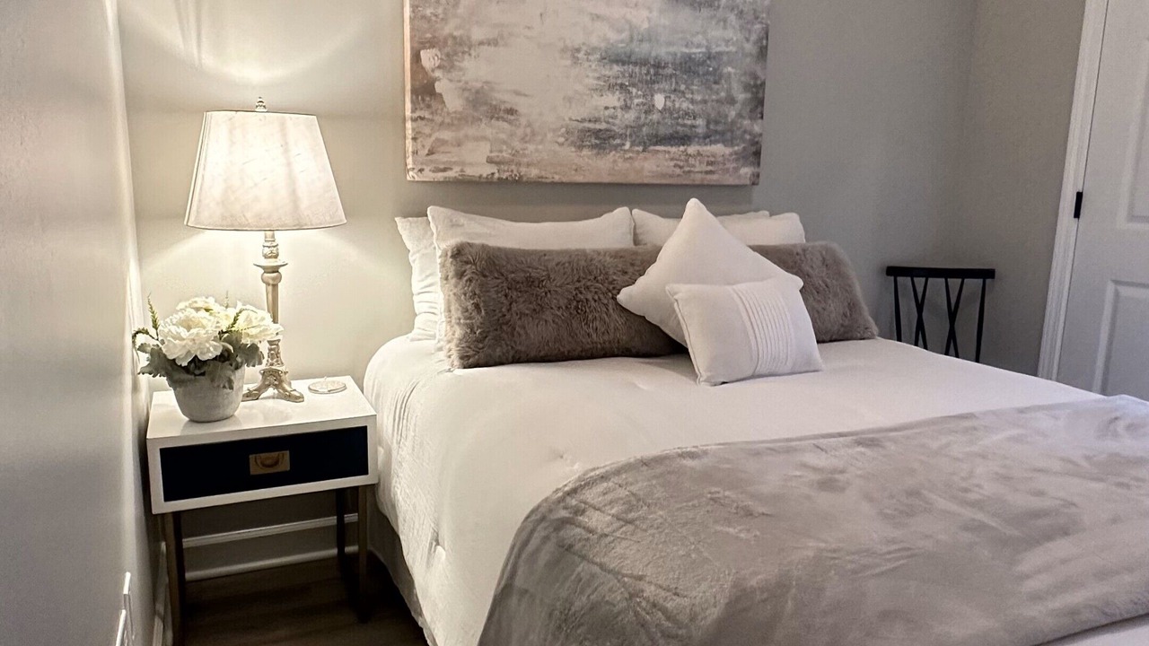 Photo of Bedroom in Ono Island