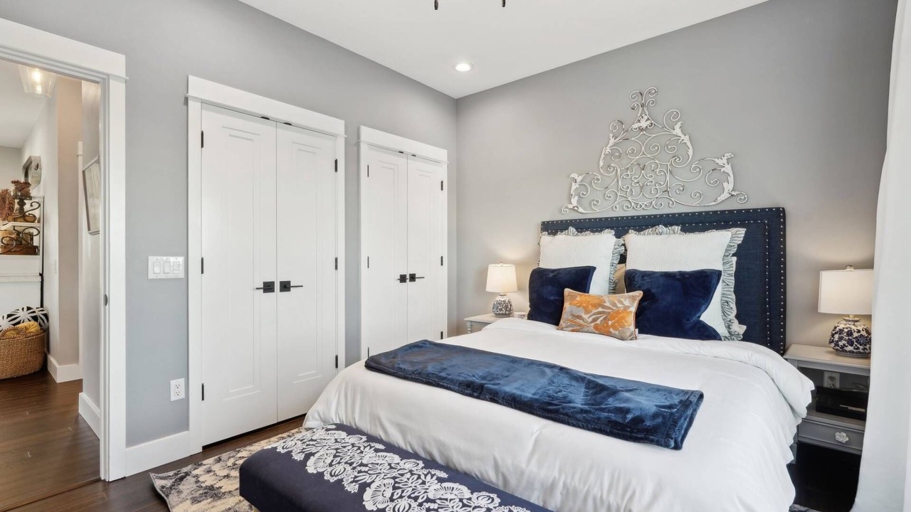 Photo of Bedroom in Amity