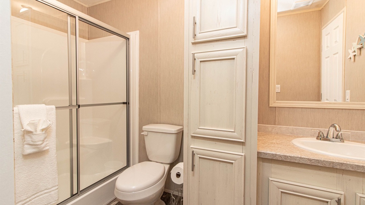 Photo of Bathroom in Navarre