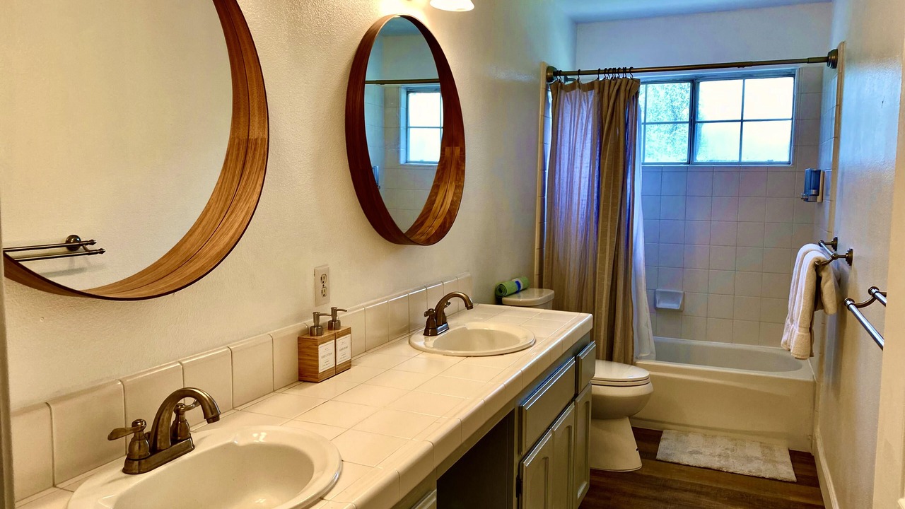 Photo of Bathroom in Oakhurst