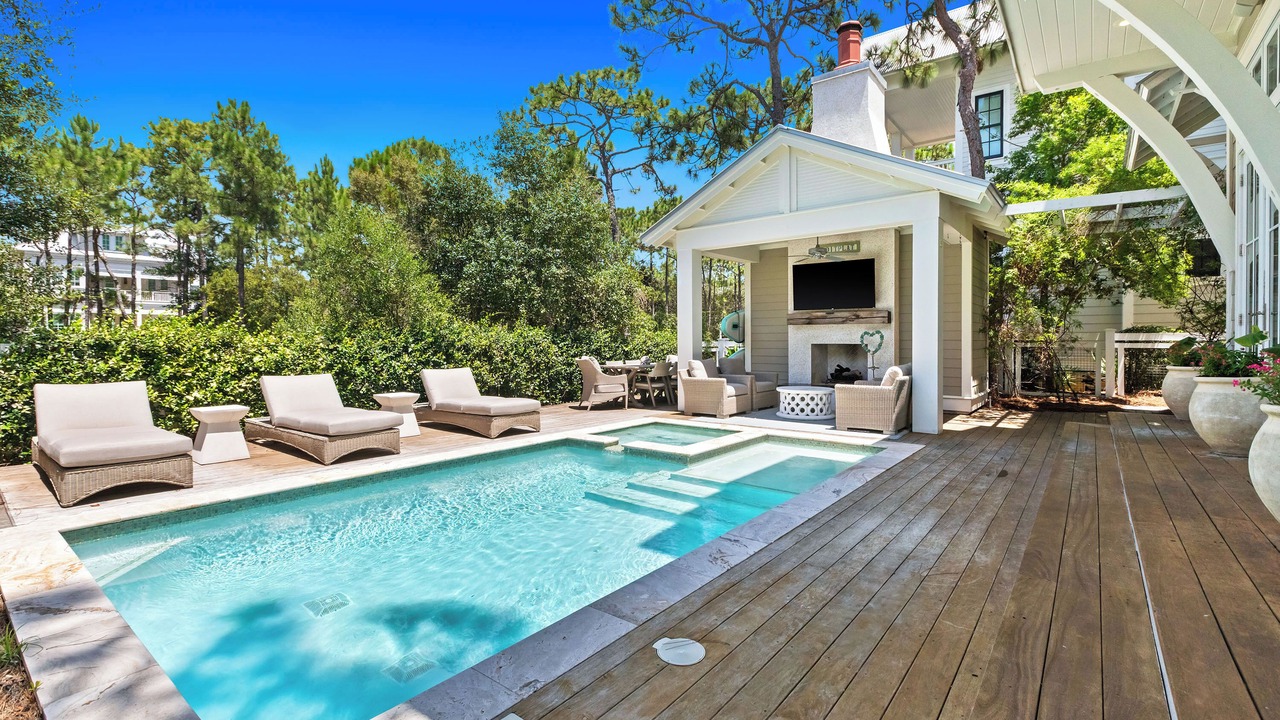 Photo of Outdoor in Wiregrass Meadows