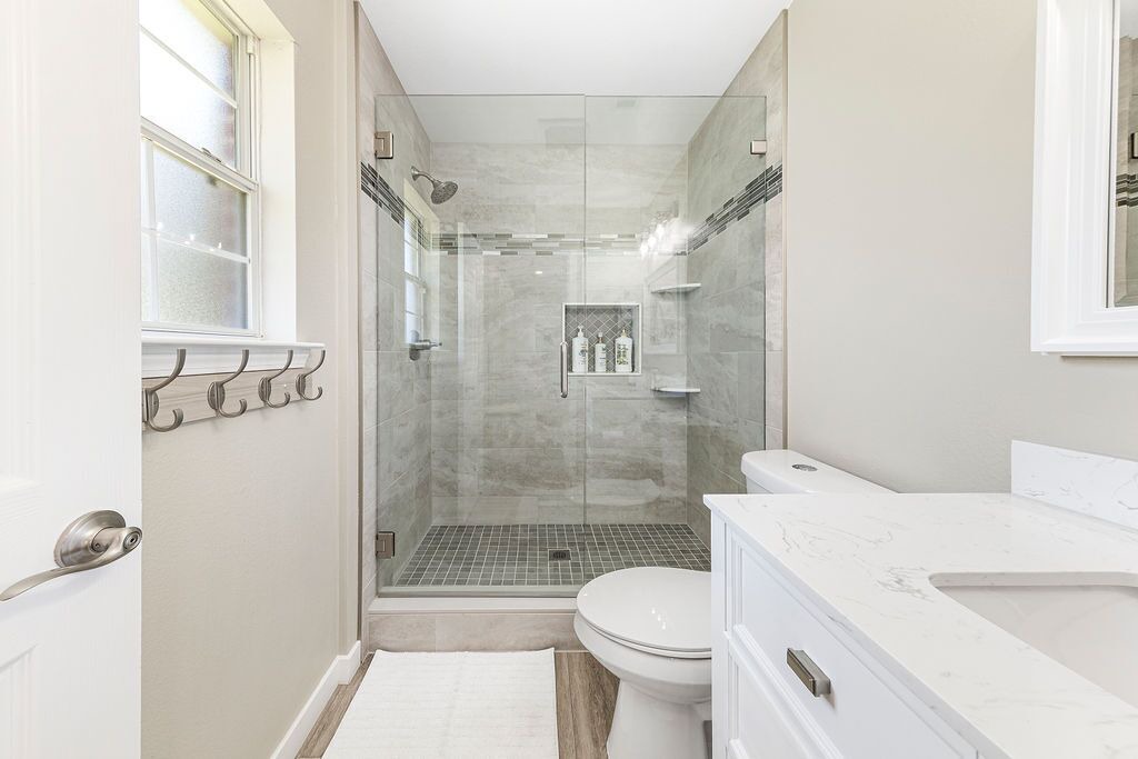 Photo of Bathroom in Southeast Pensacola