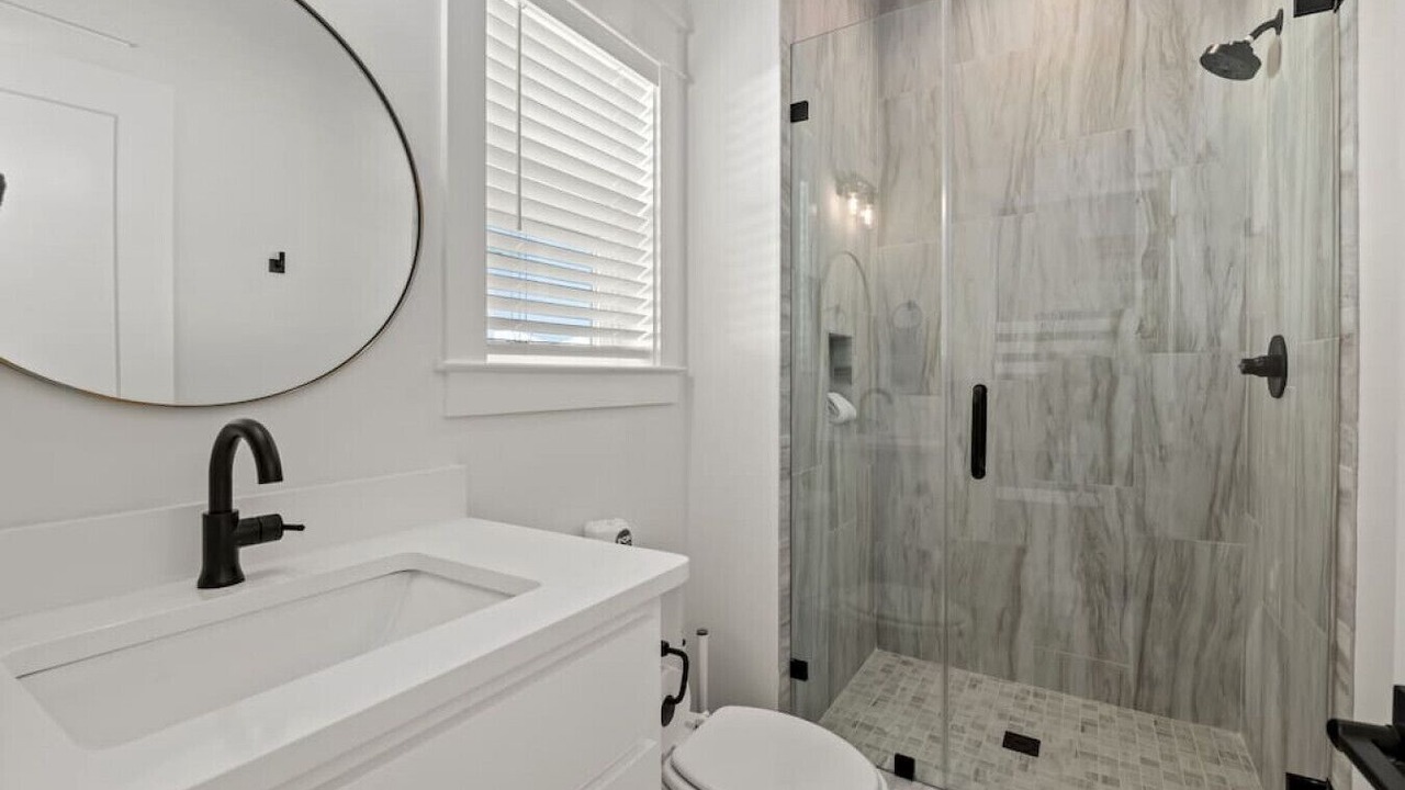 Photo of Bedroom in Inlet Beach Heights