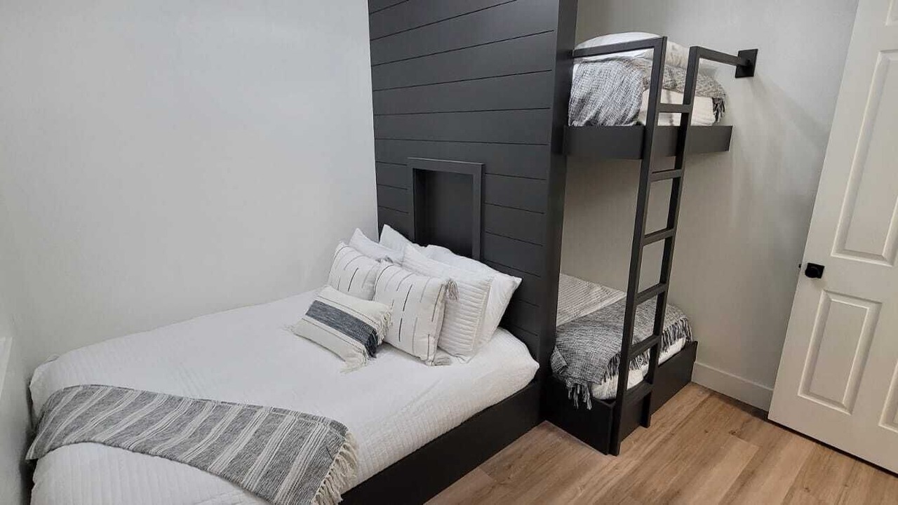 Photo of Bedroom in Seacrest Beach