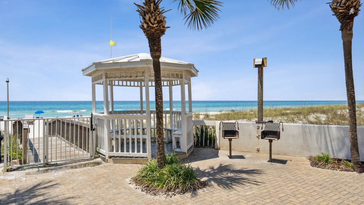Photo of Outdoor in Fort Bay