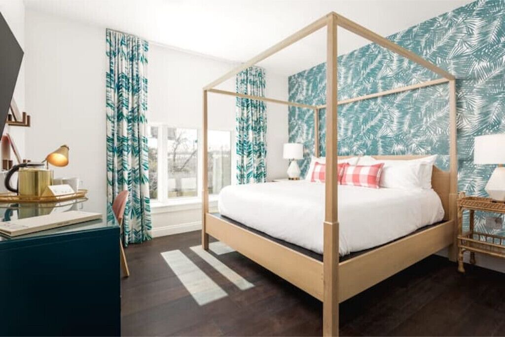 Photo of Bedroom in Downtown