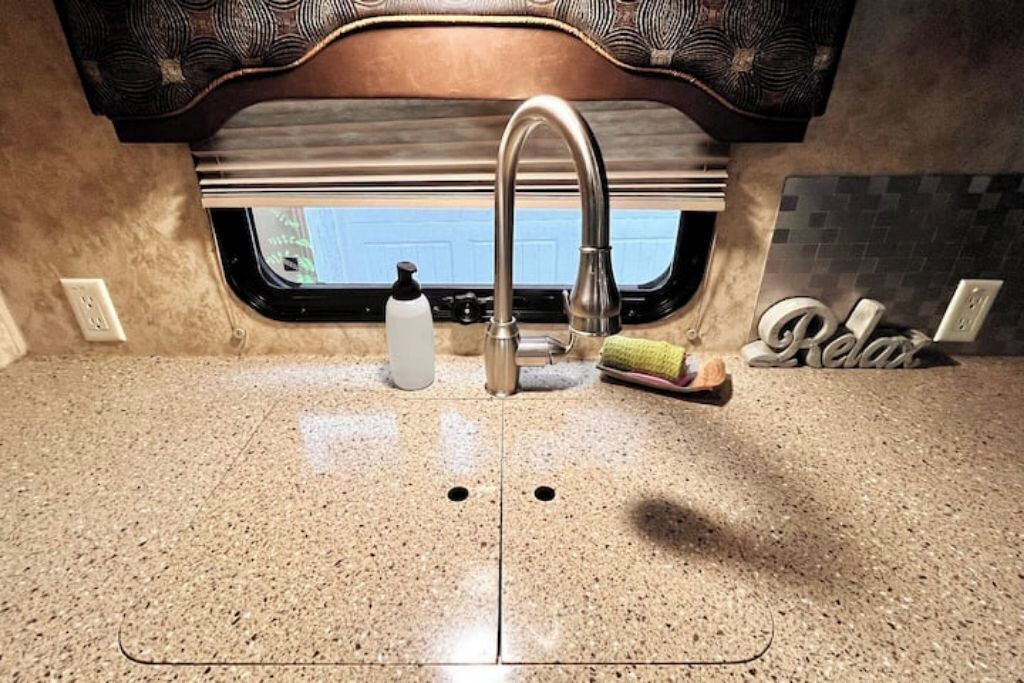 Photo of Bathroom in Ono Island