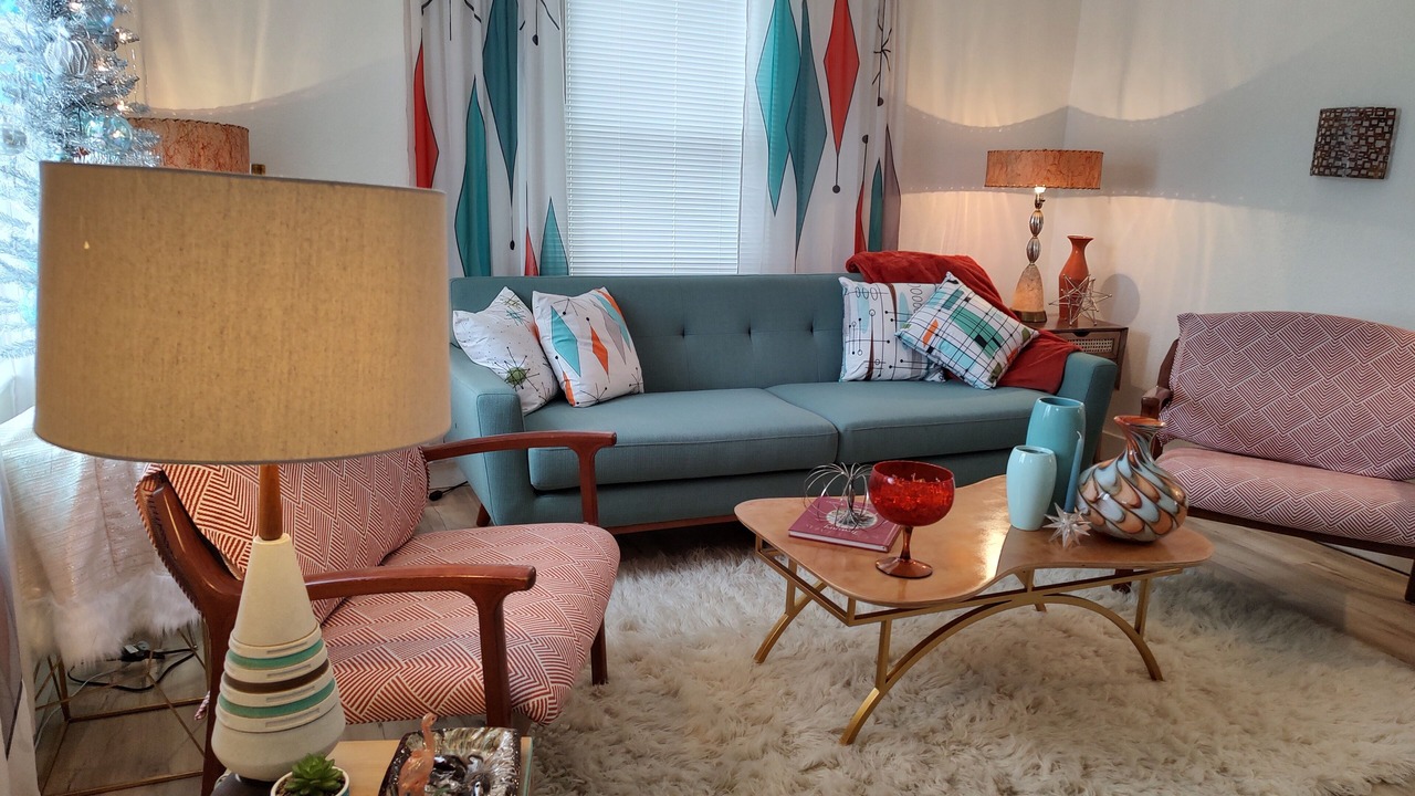 Photo of Livingroom in Downtown Klamath Falls