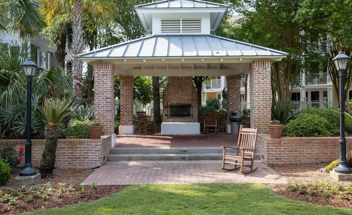 Photo of Outdoor in Baytowne Wharf