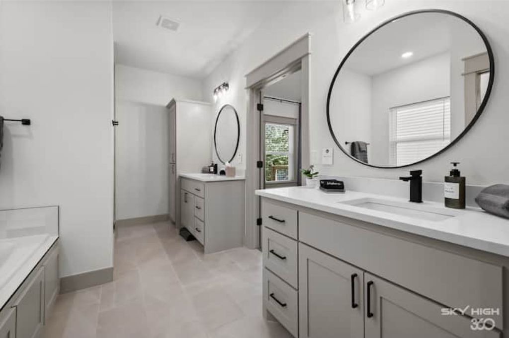 Photo of Bathroom in Bella Vista