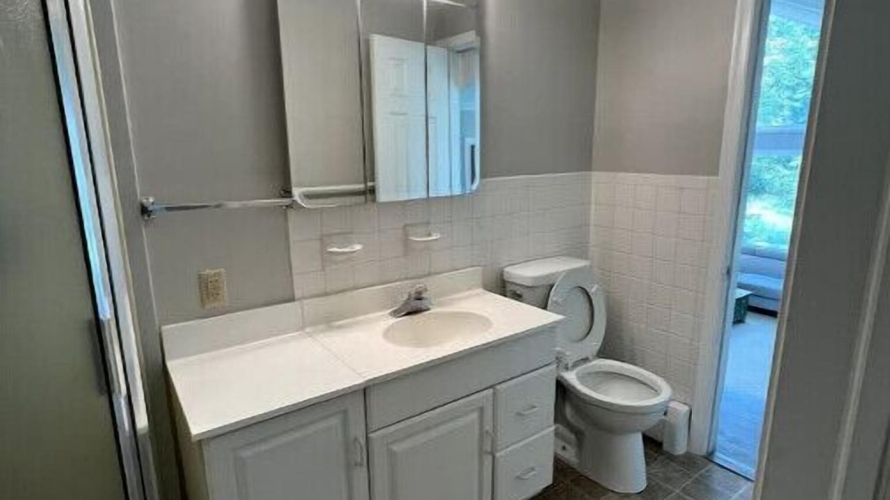 Photo of Bathroom in Hatfield