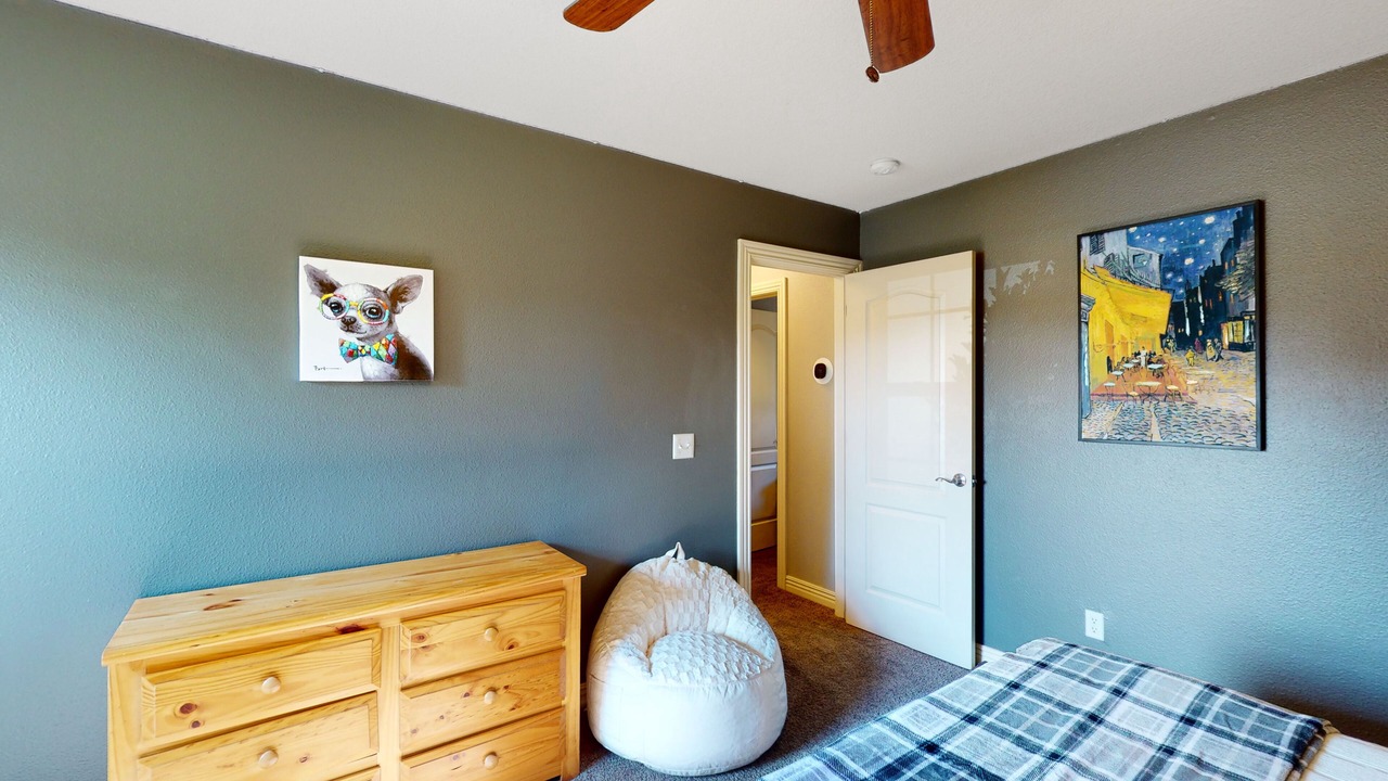 Photo of Bedroom in Centerton