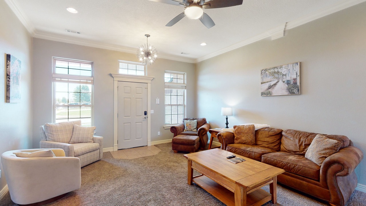 Photo of Livingroom in Centerton