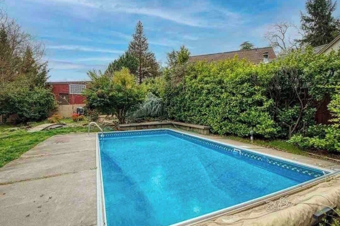 Photo of Outdoor in Medford