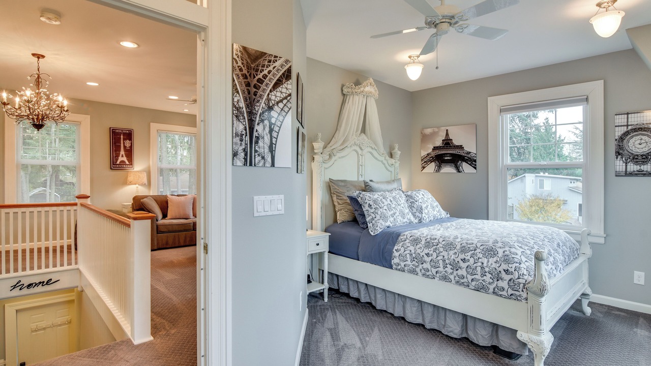 Photo of Bedroom in Oak Grove