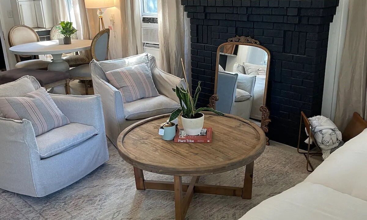 Photo of Livingroom in East Pensacola Heights