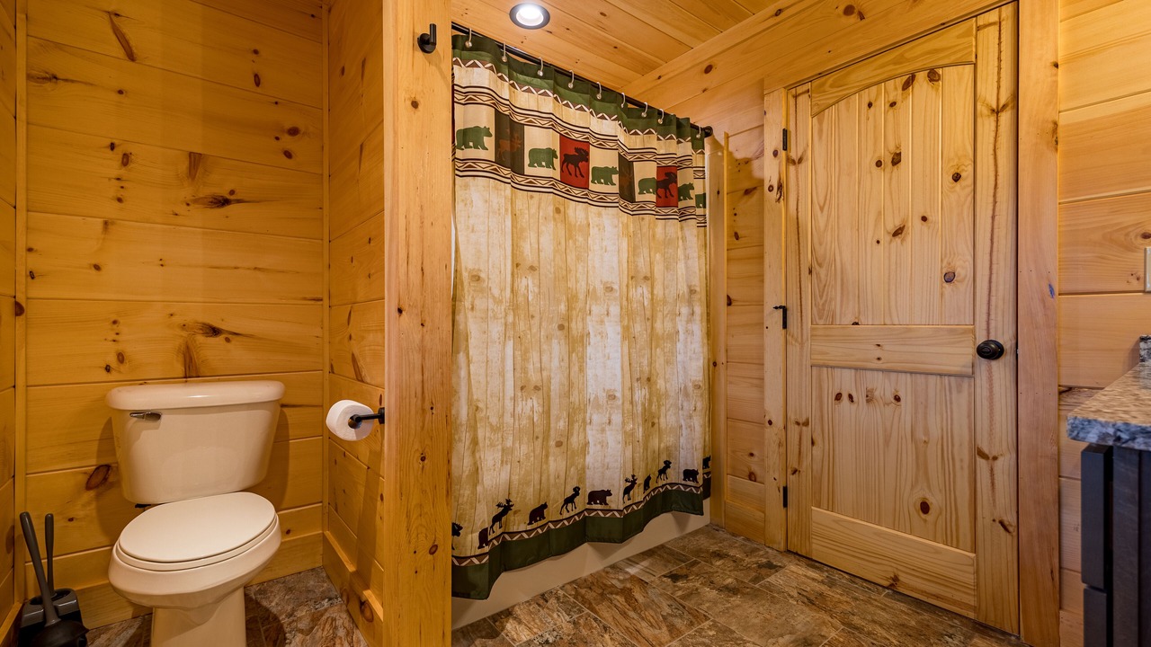 Photo of Bathroom in Cosby