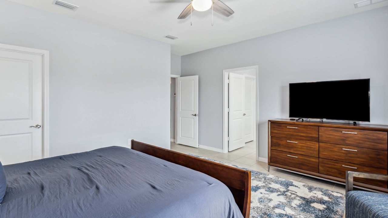 Photo of Bedroom in Ono Island