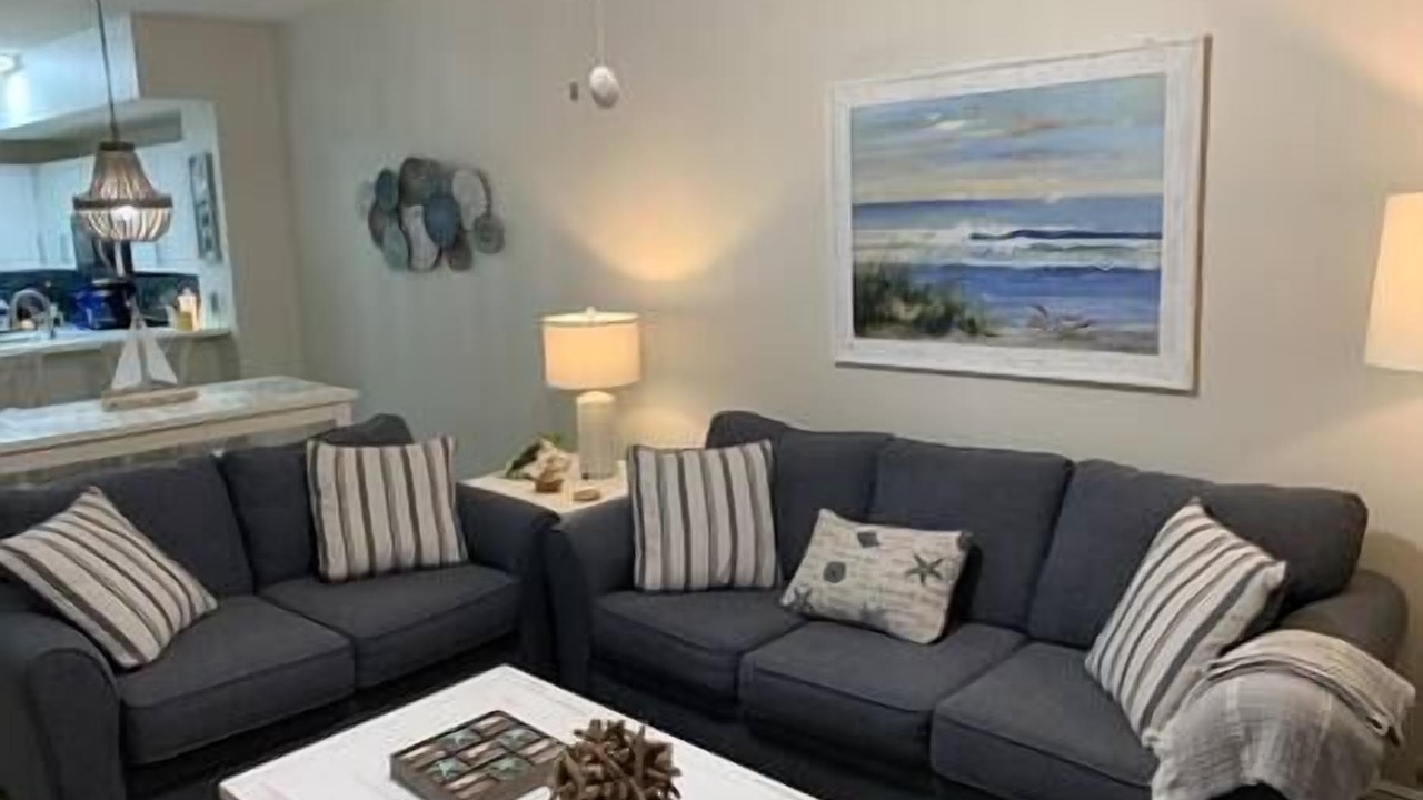 Photo of Bedroom in Miramar Beach