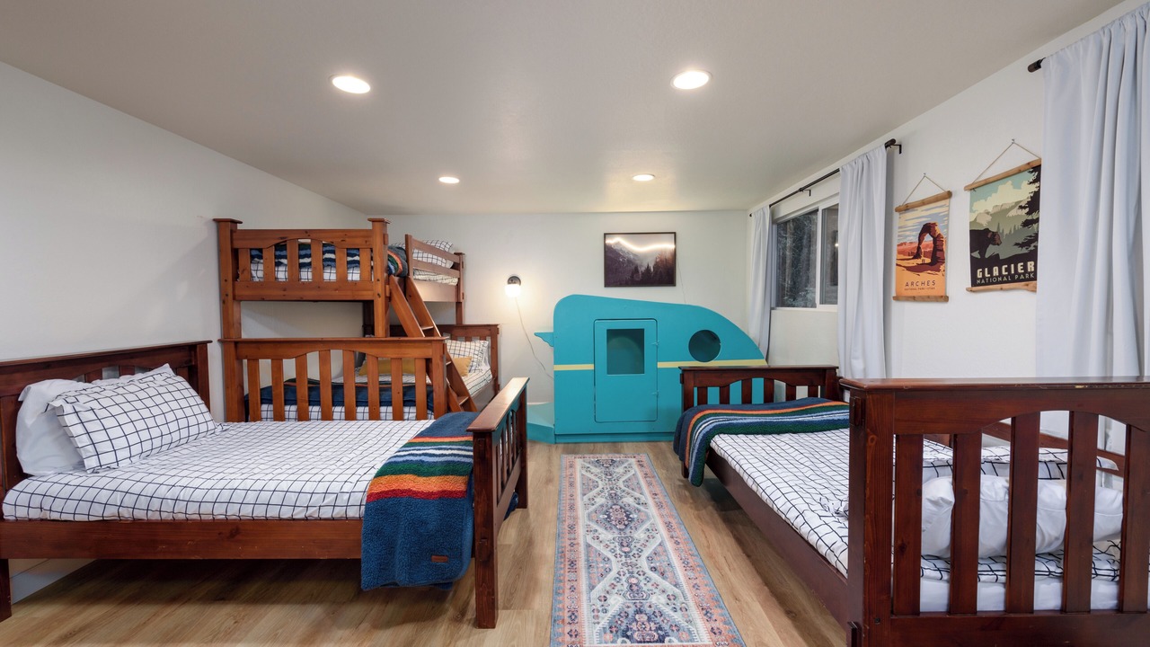 Photo of Bedroom in Apple Hill