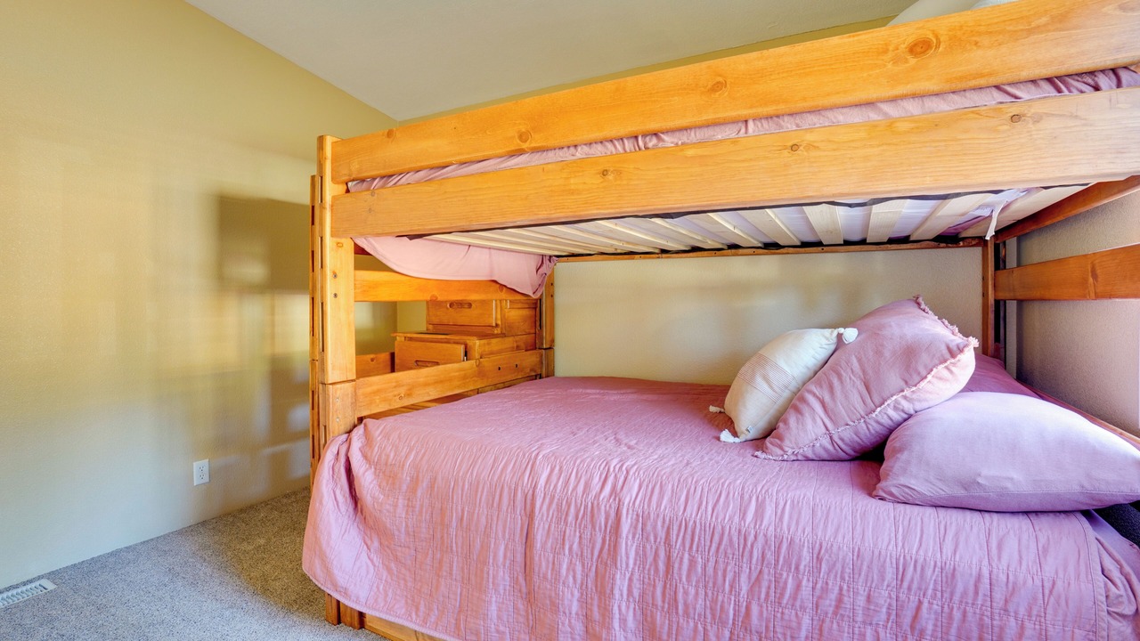 Photo of Bedroom in Detroit