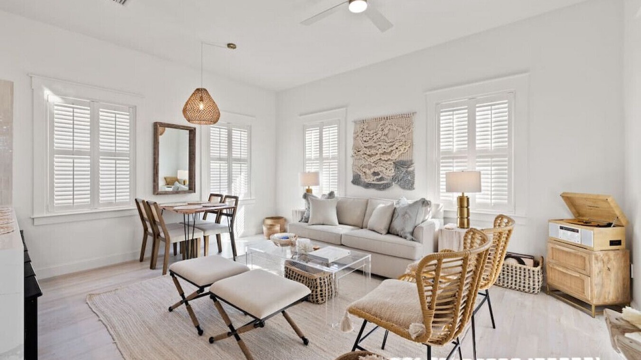 Photo of Livingroom in Rosemary Beach