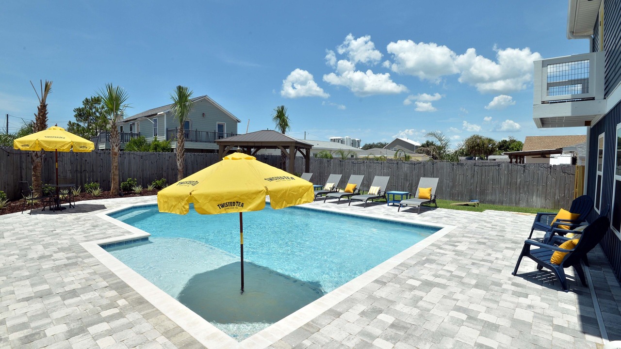 Photo of Outdoor in Biltmore Beach