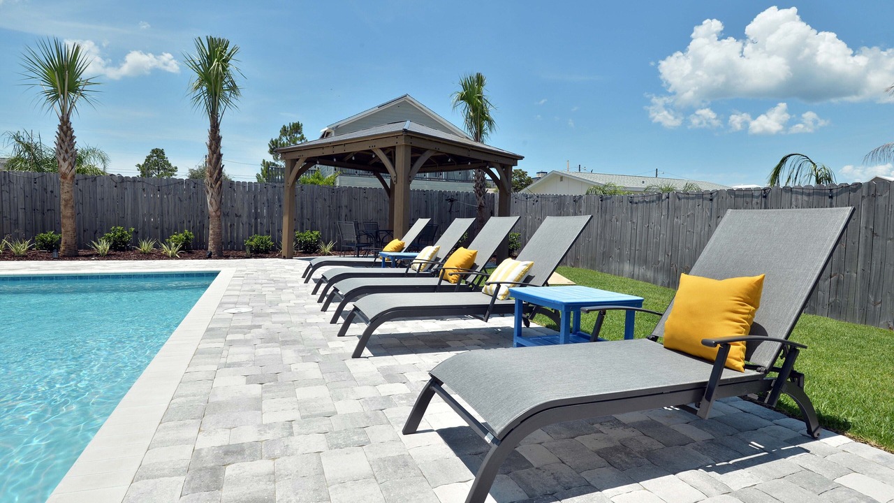 Photo of Outdoor in Biltmore Beach