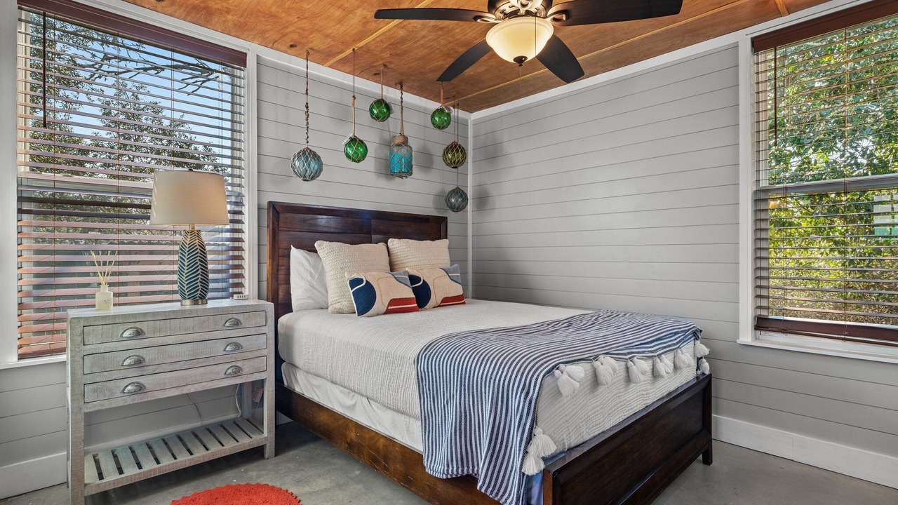 Photo of Bedroom in Kiska Beach