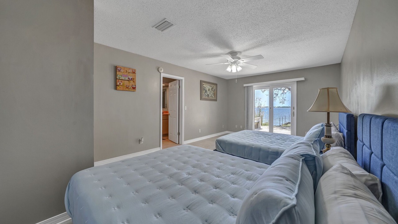 Photo of Bedroom in Mary Esther