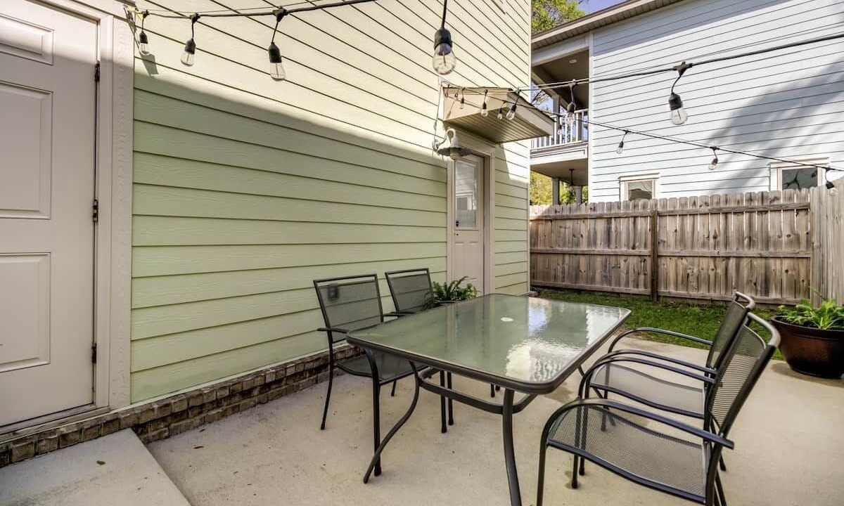 Photo of Outdoor in Old East Hill