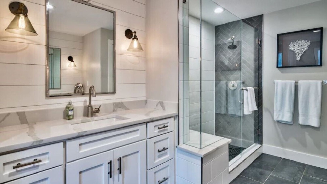 Photo of Bathroom in Rosemary Beach