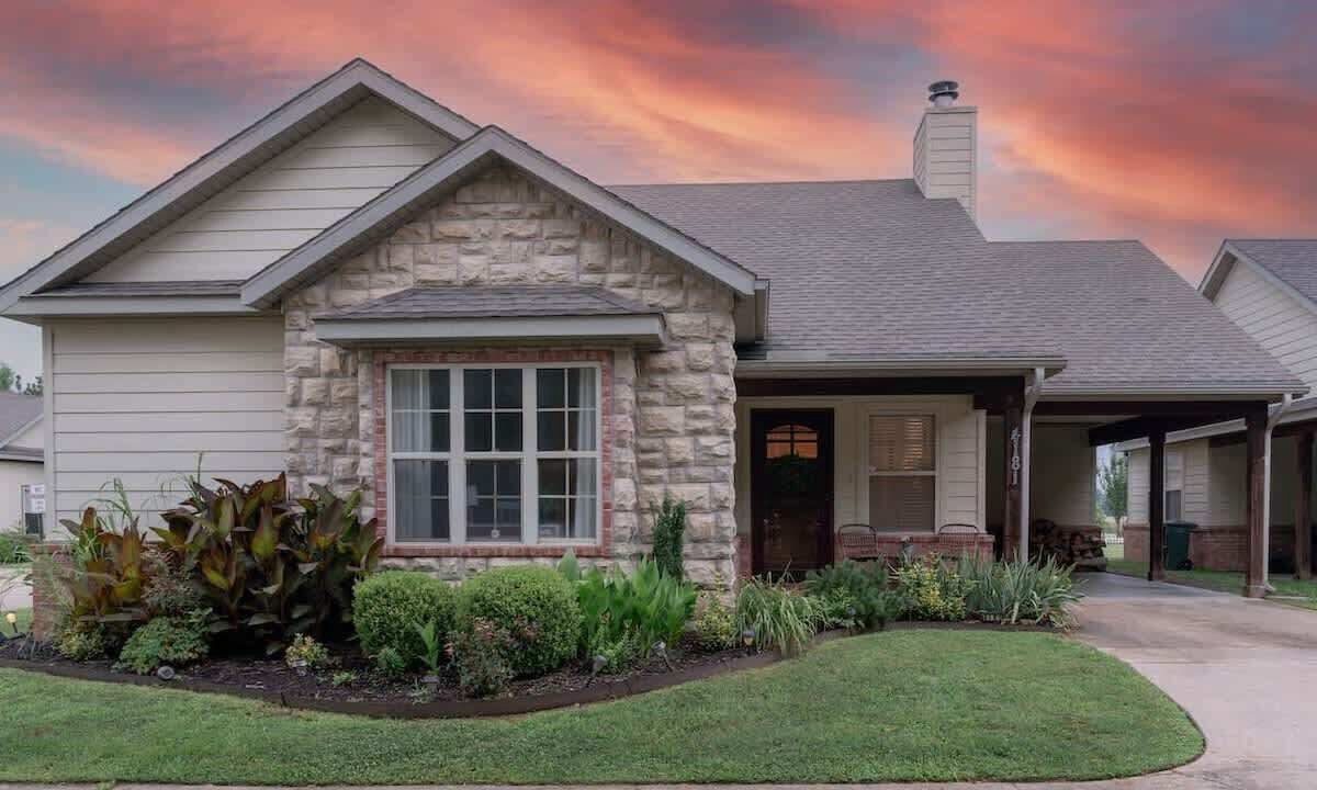 Photo of Outdoor in Fayetteville