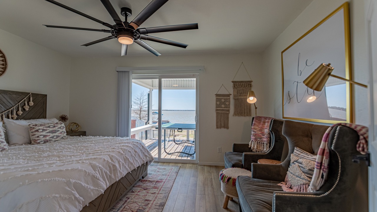 Photo of Bedroom in Mabank