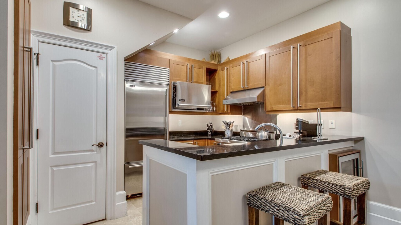 Photo of Kitchen in Baytowne Wharf