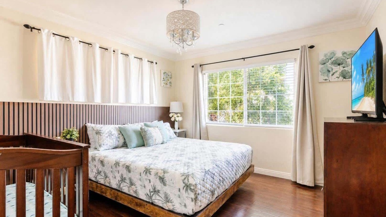 Photo of Bedroom in Anaheim Resort