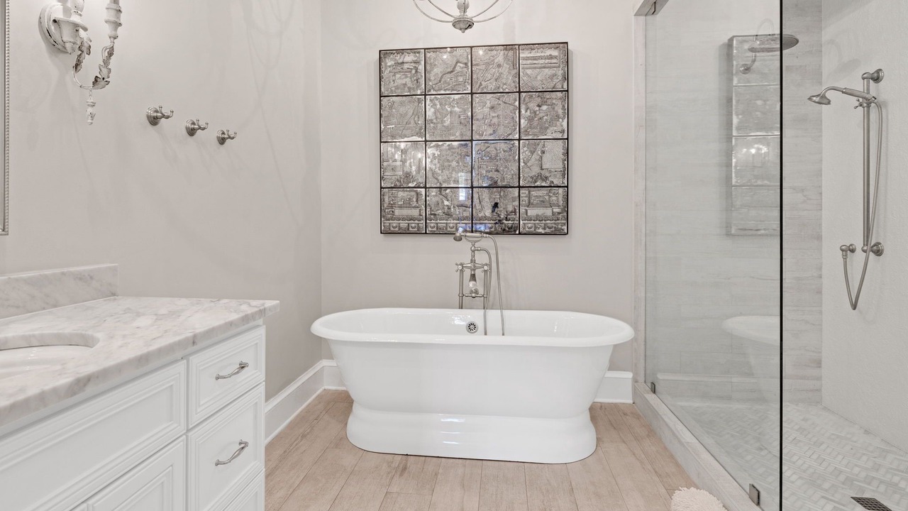 Photo of Bathroom in Sunnyside