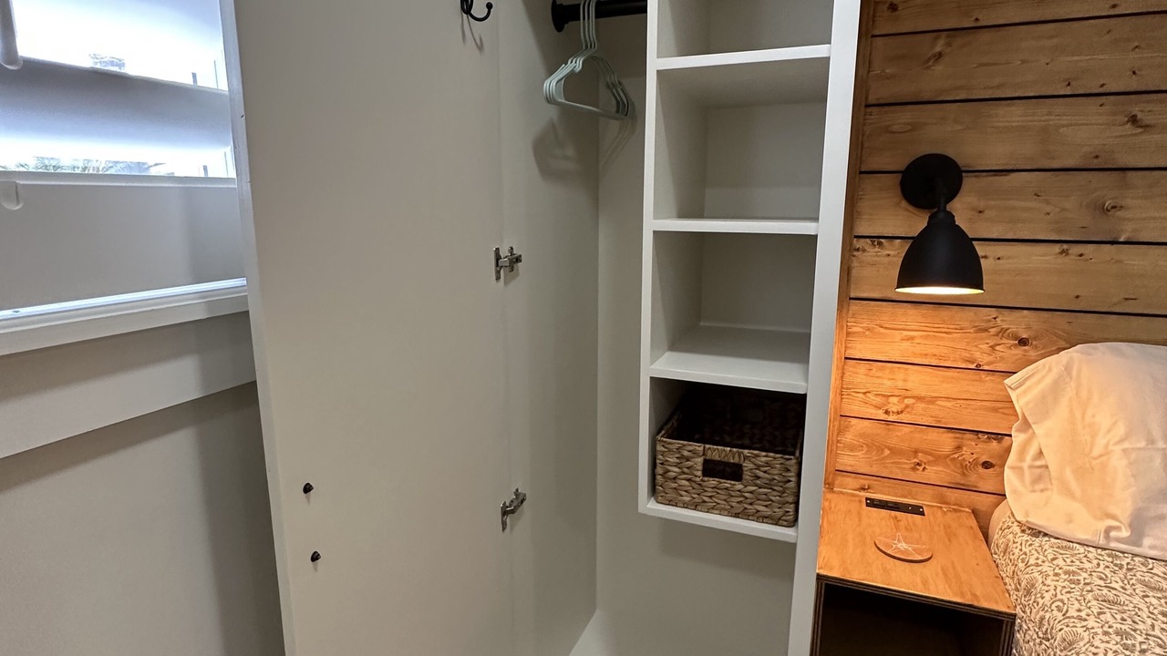 Photo of Bedroom in Crystal Beach