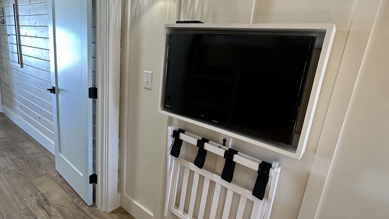 Photo of Bedroom in Crystal Beach