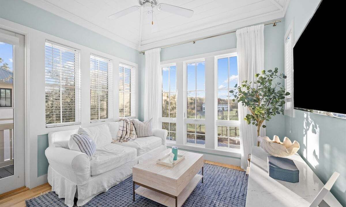 Photo of Livingroom in Inlet Beach